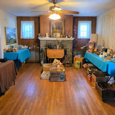 Sale Gallery Photo Thumbnail