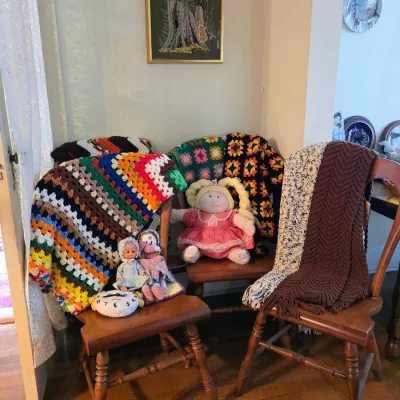 Sale Photo Thumbnail #22: Hand-Knitted/Crocheted Blankets