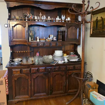 Sale Photo Thumbnail #3: Large Country Style Hutch