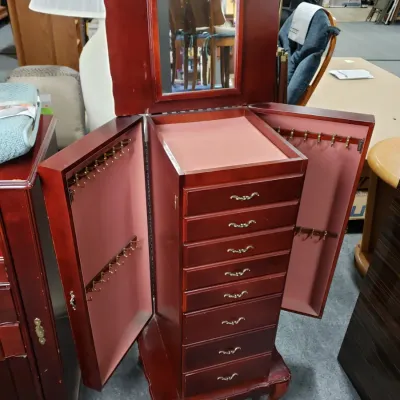Sale Photo Thumbnail #28