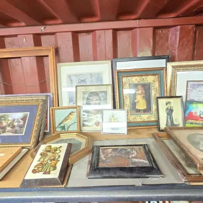 6034 paintings and picture frames