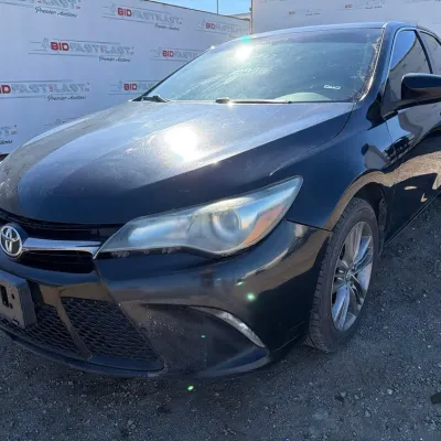 235 2017 toyota camry