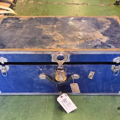 6032 vintage blue storage box