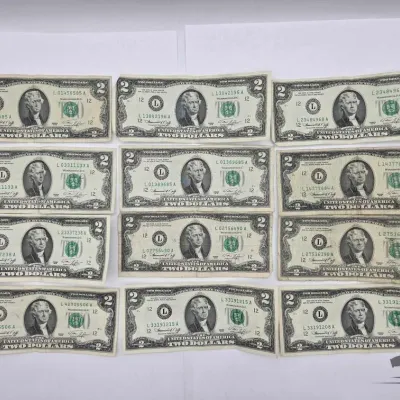 1523 12 1976 green seal 2 bills