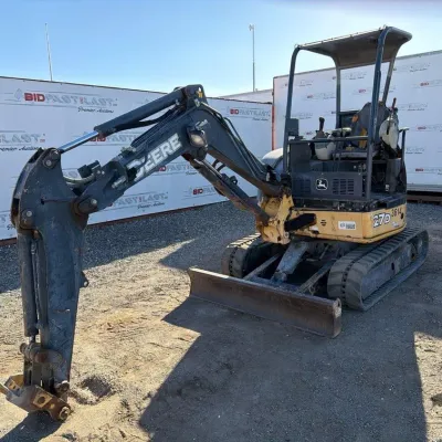 128 2011 john deere 27d mini ex