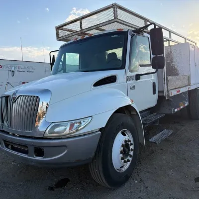 111 2003 international 4300