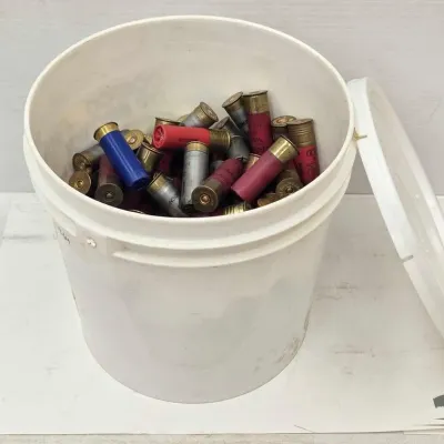 Sale Photo Thumbnail #134: 1264 bucket of mixed type 12 gauge rounds