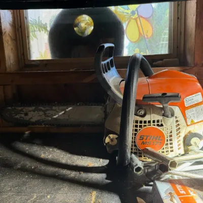 Sale Photo Thumbnail #328: Chain saw