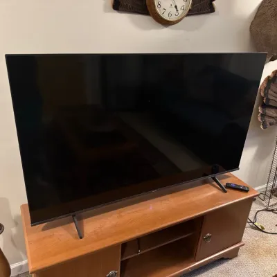 Sale Photo Thumbnail #21: 58" Hisense Roku Smart TV