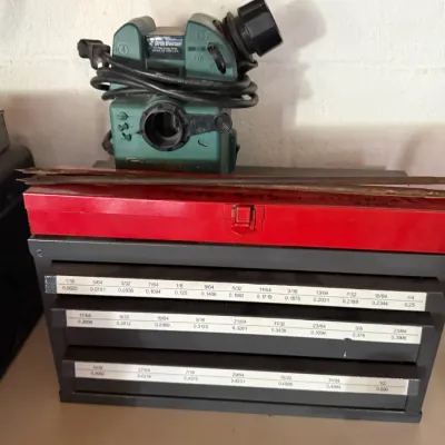 Sale Photo Thumbnail #316: Socket set