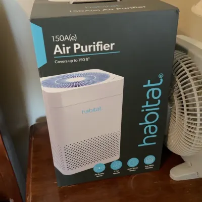 Sale Photo Thumbnail #53: Air purifier