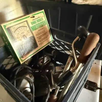 Sale Photo Thumbnail #282: Various garage tools