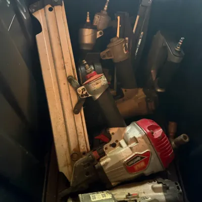 Sale Photo Thumbnail #307: Pneumatic tools, nailers