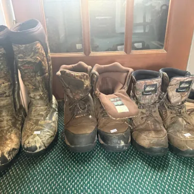 Sale Photo Thumbnail #142: Hunting shoes and boots