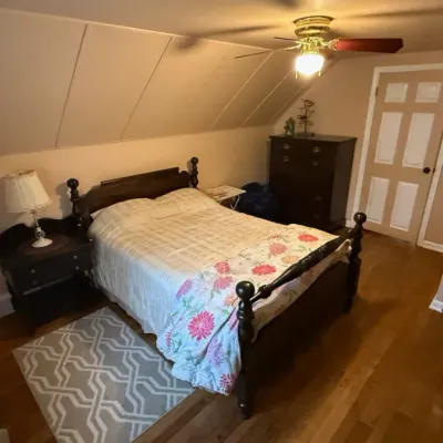 Sale Photo Thumbnail #345: Bedroom furniture