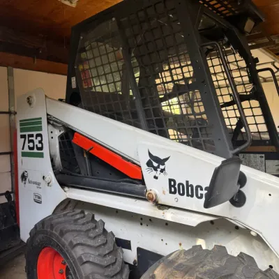 Sale Photo Thumbnail #274: Bobcat 753 Skidsteer