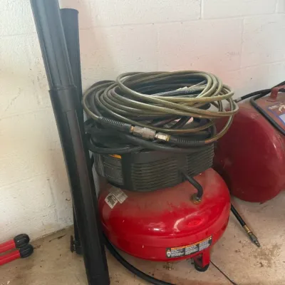 Sale Photo Thumbnail #266: Air compressor