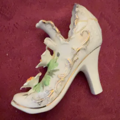 Sale Photo Thumbnail #111: Vintage porcelain shoe