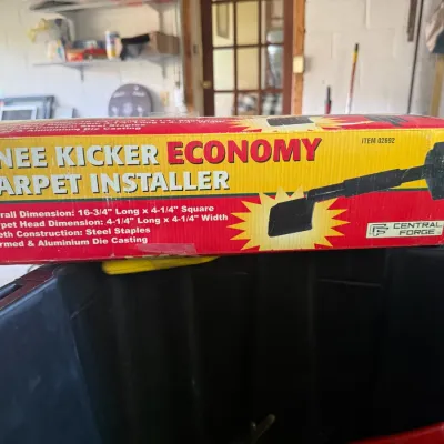 Sale Photo Thumbnail #305: Carpet knee kicker