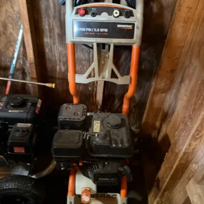 Sale Photo Thumbnail #326: Generac power washer