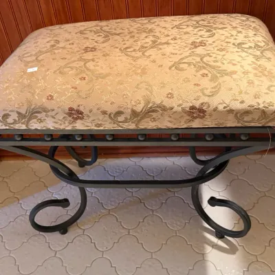 Sale Photo Thumbnail #206: Decorative cushioned bench