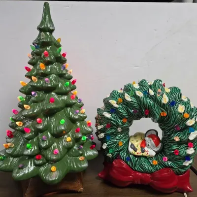 Glass/Ceramic Lightes Tree And Wreath