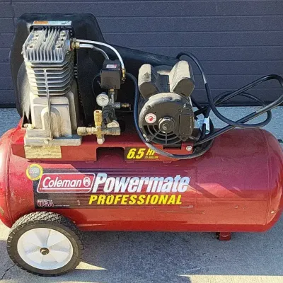 Coleman Powermate Professional Compressor (WH)