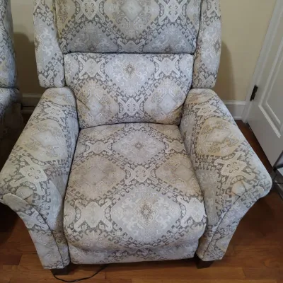Sale Photo Thumbnail #159