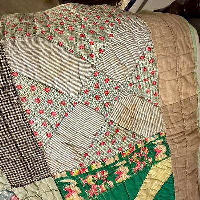 Sale Photo Thumbnail #100: Image of a stain on this quilt