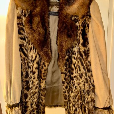 Sale Photo Thumbnail #49: Vintage fur