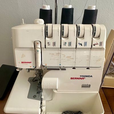 Sale Photo Thumbnail #33: Bernina 1150 serger