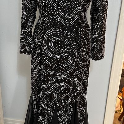 Sale Photo Thumbnail #87: Sak’s fifth avenue formal