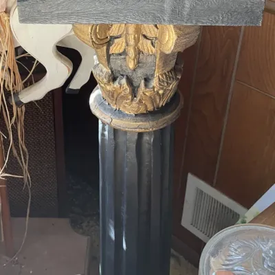 Sale Photo Thumbnail #26: Vintage Classical Revival style pedestal plant stand featuring a fluted black column with a carved gilt Corinthian-style capital.