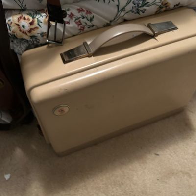 Sale Photo Thumbnail #107