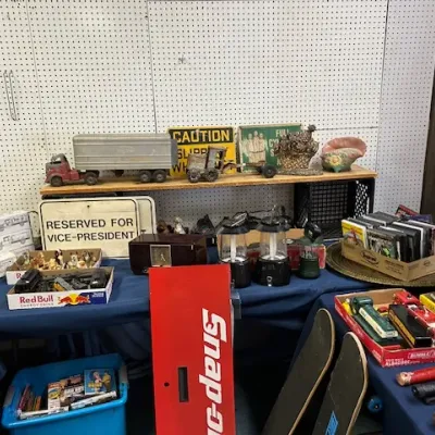 Sale Photo Thumbnail #30