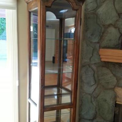 Glass display cabinet