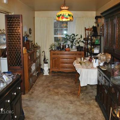 Everything Staged and easy to browse!