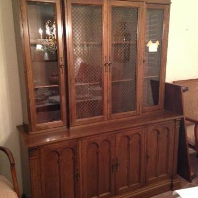 Drexel Heritage Vintage China Cabinet
