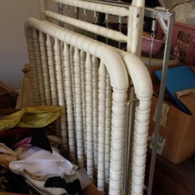 Jenny Lind Crib