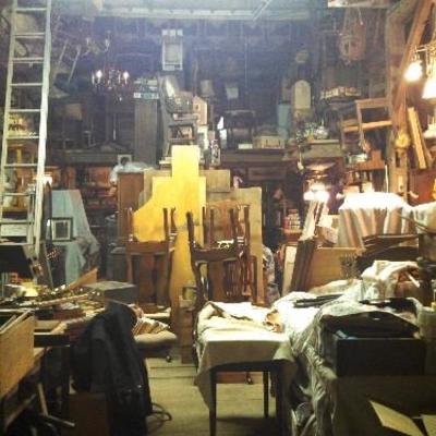 Estate sale photo