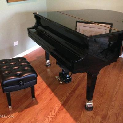 Baldwin Series M Baby Grand Piano 