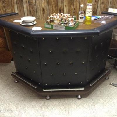 FABULOUS 1960'S BLACK TUFTED BAR
